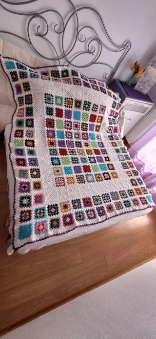 Manta Crochet Hecha a Mano