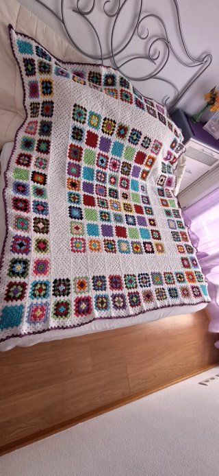 Manta Crochet Hecha a Mano
