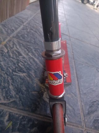 Patinete infantil rojo