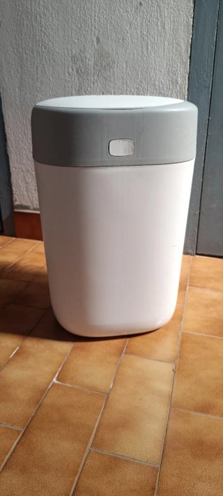 Cubo para pañales antiolor Tommy tipee twist&click