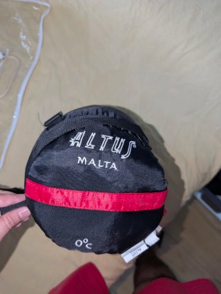 Lote 4 Sacos de Dormir - Altus, High Peak, Serval