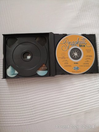 CD Doble Spaghetti Mix - Como Nuevo