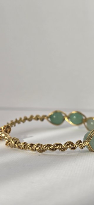 Pulsera artesanal aventurina verde latón