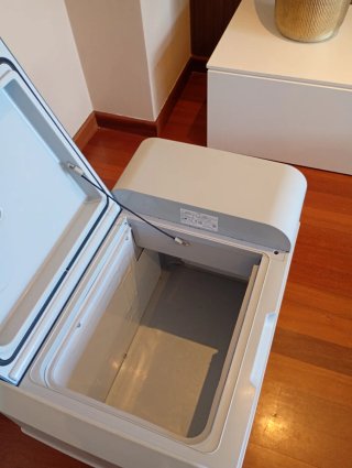 Nevera Mobicool FR40 AC/DC Camper