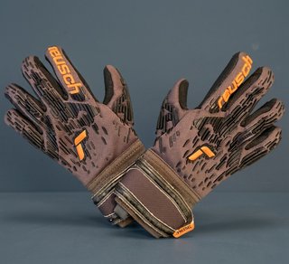 Guantes de portero Reusch