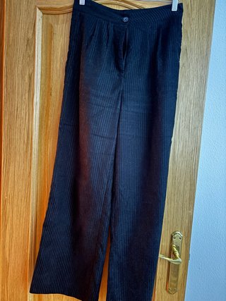 Pantalones acampanados negros