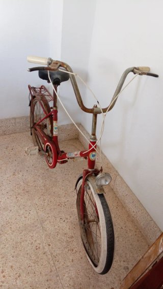 Bicicleta BH Clásica Roja
