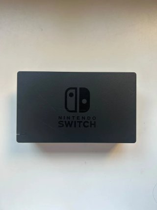 Nintendo Switch + accesorios (caja, mandos..)