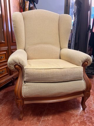 Dos sillones orejeros