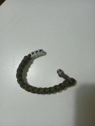 Pulsera Táctica Paracord Cierre Metálico