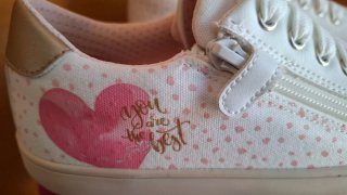 Zapatillas Geox blancas con corazon