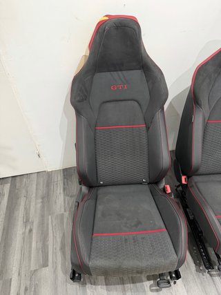 Asientos Volkswagen GTI Clubsport 2023