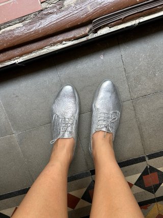 Zapatos planos piel plateada
