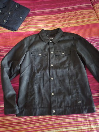 Cazadora vaquera Pull&Bear negra Talla L