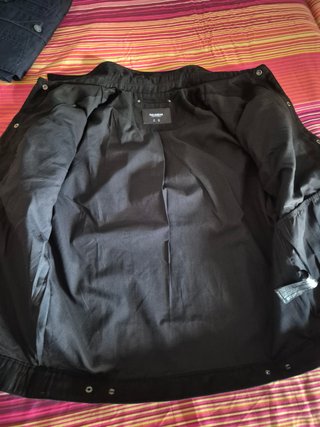 Cazadora vaquera Pull&Bear negra Talla L