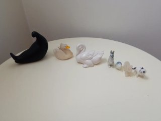 Jarrones y figuras
