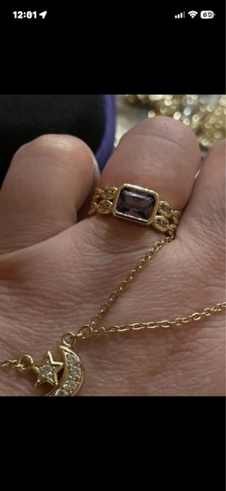 Anillo Oro Laminado 14k con Piedra Morada