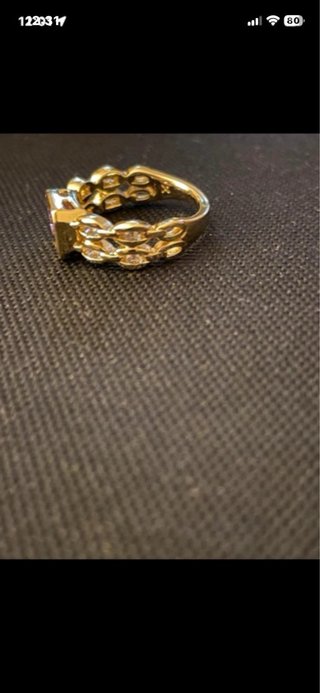 Anillo Oro Laminado 14k con Piedra Morada