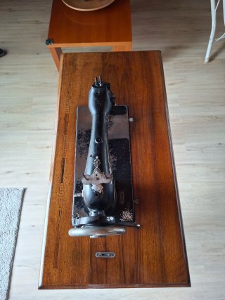 Máquina de coser singer vintage era industrial