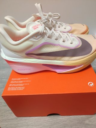 Zapatillas Nike Zoom Fly 6 Talla 40.5 Nuevas