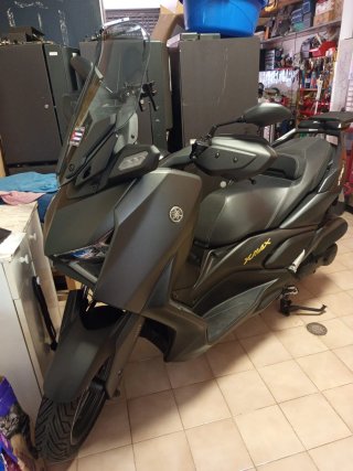 Yamaha XMAX 125 2024 Negra/Gris