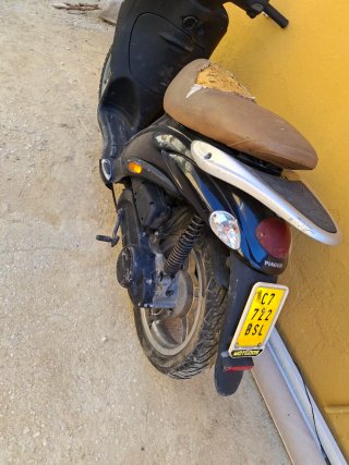 Piaggio Liberty Negra y Marrón