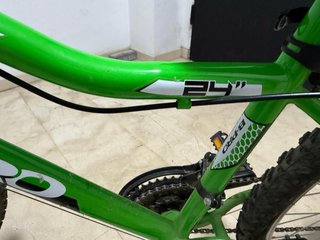 Bicicleta B.PRO 24 pulgadas verde