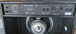 Amplificador Fender Mustang III v2