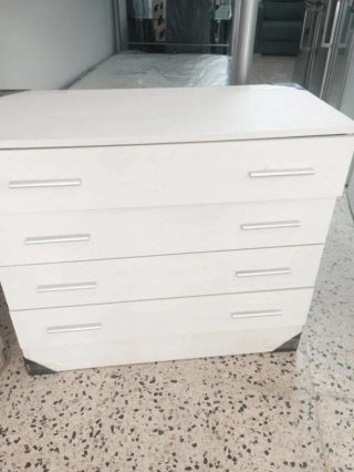 CÓMODA CÓMODA CÓMODA CÓMODA COMODA