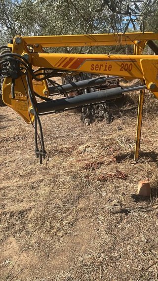 Pala Tractor Tenías B1 ,botellas reforzadas y cazo
