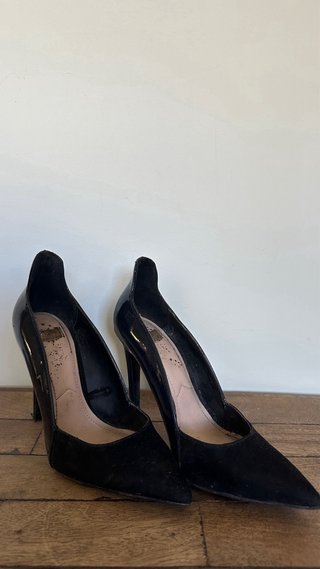 Zapatos de tacón Zara negros