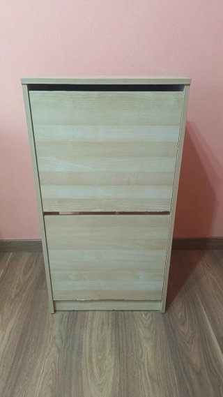 Zapatero alto de madera