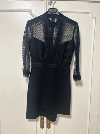 Vestido negro formal encaje y tul