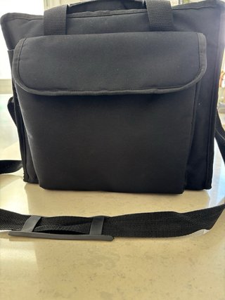 Proyector Mitsubishi con bolsa y cables