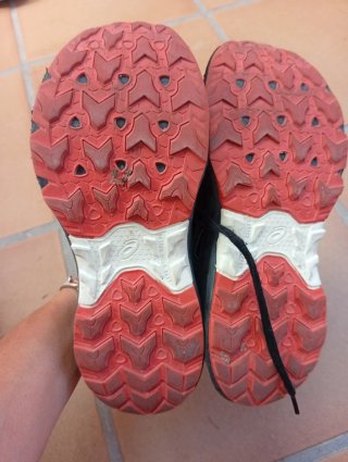 Zapatillas Asics Venture Niños Negro/Rojo