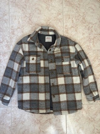 Chaqueta cuadros de felpa e interior acolchado