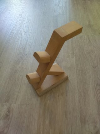 Soporte madera mando PS