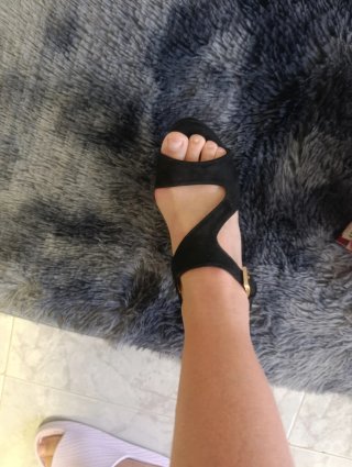 Sandalias de cuña negras