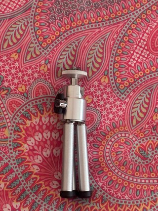 Mini trípode metálico para cámara/móvil