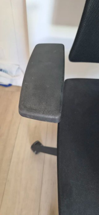 Silla de escritorio negra