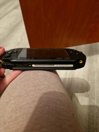 PSP Sony Negra sin cargador