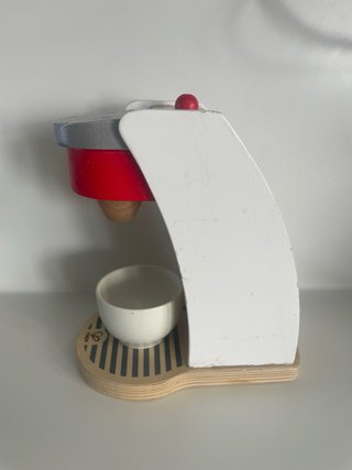 Cafetera Juguete Hape con Accesorios