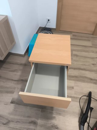 Mesita de Noche Ikea Madera Clara