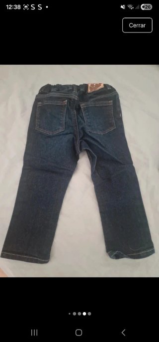 Pantalón vaquero azul marca hym