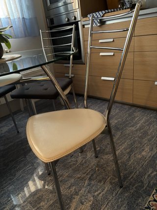 Mesa redonda cristal 110cm + 4 sillas