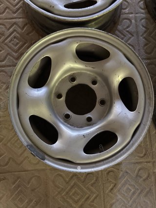 Llantas Nissan Terrano 2 (5 unidades)