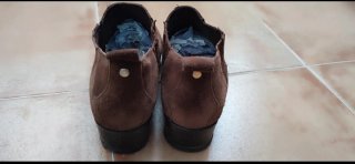 Botines de ante marrones