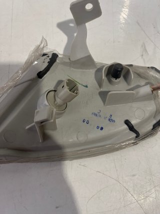 Pilotos Delanteros Mazda 323 4P 95-96