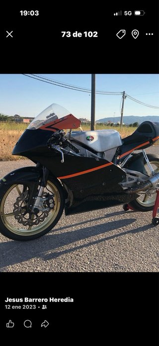 Moto de Carreras RMU 250cc