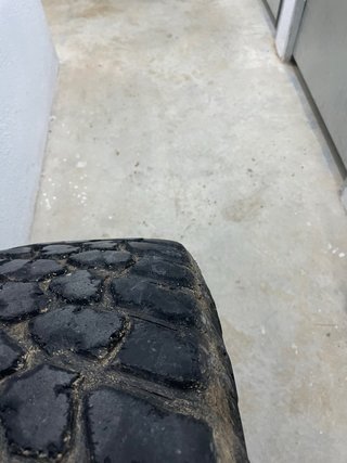 Llanta Patrol + BFGoodrich Mud-Terrain T/A